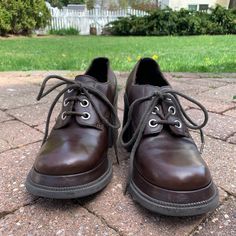 Brown Leather W Original Army Green Barrel Laces Please See Photos For Normal Signs Of Wear (Creasing, Scratches And Scuffing) With Normal Wear On Soles. Retro Yet Mod And Classic These Leather Beauties Are Amazing! And In Awesome Vintage Condition!! Approx But Close Measurements..Platform ~1" Heel ~3" Streetwear Y2k Platform Perfect Round Toe Leather Shoes.. Style Tags: Streetwear, Well Made, Vintage, Alternative, Classic, Clean, Sexy, Super Cute Academia, Moto, Leather, Chunky, Y2k, Heels Reminiscent To Lei Brand Or Vintage Dr. Martens Cute Academia, Vintage Brown Leather Boots With Leather Sole, Vintage Brown Snip Toe Boots With Leather Sole, Vintage Brown Oxfords With Leather Sole, Y2k Heels, Vintage Dr Martens, Vintage Brown Mary Janes With Buckle Closure, Brown T-strap Mary Janes With Leather Sole, Brown Leather Shoes