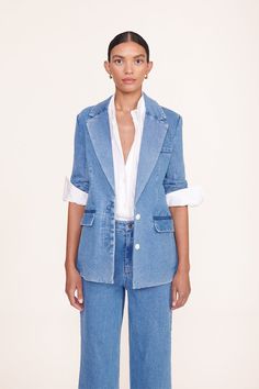 New for the season, the Maxwell Blazer is a structured denim blazer two front hip pockets and a two-button closure. This style features an interior lining and pocket at the left chest.   Style is oversized, consider smaller size for fit. Fred Segal, Denim Corset, One Clothing, Medium Wash Jeans, Perfect Jeans, Well Dressed