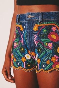 Accessories 2020, Mode Hippie, Diy Vetement, Flower Shorts, Floral Jewellery, Cute Summer Outfits, Clothing Design, Hippie Chic, Hippie Style