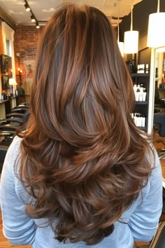 Balayage Plus Highlights, Brown Hair With Reddish Tones, Layered Brunette Haircut, Auburn Hair Color Highlights, Highlights In Reddish Brown Hair, Caramel Highlights No Bleach, Honey Amber Hair Color, Brown Hair With Highlights For Pale Skin, Red Toned Brown Hair Caramel Highlights