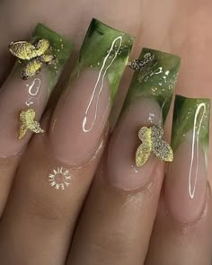 Sweet 16 Nails, Green Acrylic Nails, Cute Acrylic Nail Designs, Really Cute Nails, Prom Nails, Pretty Acrylic Nails, Best Acrylic Nails