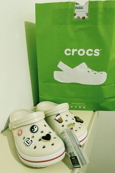 Aesthetic Crocs Jibbitz, Dr Shoes, Fashion Shoes Sandals, Girly Shoes, Just Girl Things, Girly Girl