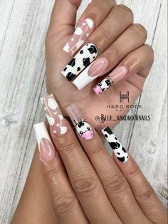 Nail pain, nail design, nail design idea, cute nail acrylic nail, uvgel nail, biogel nail, tapered square shape, long nail, nail care, manicure, shellac gel color, nail inspo, creation, nail artist, nail art Cowprint Nail Design, Nails Bday, Cowboy Nails, Rock Nails, Nail French, Tapered Square, Summery Nails, Animal Nails