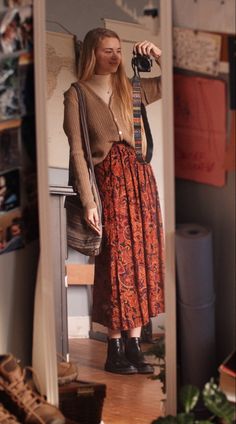 Fall Outfits With Slacks, 2024 Fall Skirt Outfits, 1920s Fall Fashion, Modern Jo March Outfit, Autumn 70s Outfits, Brown Gingham Pants Outfit, Casual Witch Outfit Ideas, Flannel Wrapped Around Waist Outfits, Folk Outfit Woman