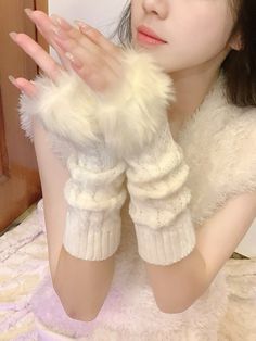 Fluffy Gloves Aesthetic, White Cute Accessories, White Fluffy Arm Warmers, Womens Gloves Winter, Cute Gloves Aesthetic, Cute Winter Accessories, Fluffy Arm Warmers, Coquette Gloves, Fingerless Gloves Aesthetic