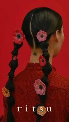 Korea Winter, Hair Cuff, Creative Advertising Photography, Hair Cuffs, Studio Photoshoot, Beauty Shoot, Fashion Photography Editorial, Advertising Photography, Photo Design