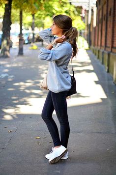 Comfy Sporty Outfits, Birkenstock Outfit, Sneaker Outfits, Sporty Outfits, Sneakers Outfit