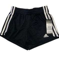 Adidas Spandex Shorts, Gym Shorts Aesthetic, Adidas Black Shorts, Addidas Shorts, Adidas Clothes, Adidas Shorts Women, Black Adidas Shorts, Sporty Clothes, Spiderman Outfit