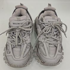 This Is An Authentic Pair Of Balenciaga Mesh Rubber Womens Track Sneakers Size 35 In Balenciaga Grey. These Sneakers Feature A Nylon Mesh Sneaker Encased In A Multilayer Lacing Cage Cinched With Multilayer Webbing In Balenciaga Track 2, Balenciaga Track Sneakers, Track Sneakers, Shoes Balenciaga, Balenciaga Sneakers, Balenciaga Track, Shoe Inspo, Balenciaga Shoes, Sneakers Grey