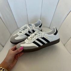 Adidas Samba Og Leather Retro Sneakers White Black Comes With Label And Original Packaging/Box. Never Worn Women's 5 = Men's 4 = Eu 36 Best Shoes 2024, Cute Shoes Adidas, Dream Things To Buy, Addies Shoes, Shoes For Women 2024, Shoe Inspo Women, Adidas Shoes Women Aesthetic, Black And White Sambas