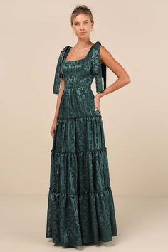 Green Jacquard Dress - Tiered Maxi Dress - Tie-Strap Maxi Dress - Lulus Green Wedding Guest Dresses, Fall Formal Dresses, Long Dresses For Women, Winter Bridesmaid Dresses, Beach Bridesmaid Dresses, Gala Dress, Casual Formal Dresses, Maxi Skirt Dress, Bridal Party Dresses