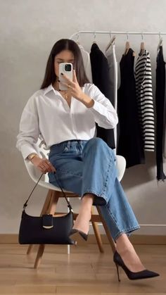 Basic Formal Outfits For Women, Minimalist Women Outfits, Semi Casual Outfit Women Work, Outfit Semi Formal Mujer, Semi Formal Fits, Casual Formal Outfits Women, Semi Formal Outfits For Women Classy, Minimal Outfits For Women, Lawyer Woman