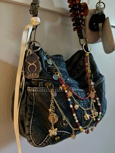 jane birkin inspired purse diy beads and chains maximalist purse Jane Birkin Effect Bag, Jane Birkin Effect, Jane Birkin Bag Accessories, Jane Birkin Purse, Jane Birkinified Bag, Jane Birkin Bag Style, Jane Birkinfying Bag, Jane Birkin Inspired Bag, Jane Birkin Style Bag