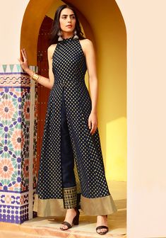 Skirt Hijab Outfit, Vestidos Para Baby Shower, Orang India, Tunics For Women, Gaun Fashion, Long Kurti Designs, Salwar Kamiz, Kurti Designs Party Wear