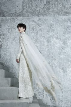 刘宇 - Liú yǔ - Lưu Vũ Fairytale Fashion Men, Ethereal Aesthetic Men, Ethereal Fashion Men, Celestial Aesthetic Clothes Men, Celestial Fashion Men, Men In Wedding Dresses, Man In Wedding Dress