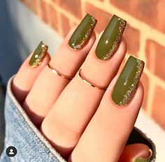 22 Alluring Olive Green Nail Designs Animal Zone Black Fine Glitter Nails, African American Nails Acrylic, Fun Easy Acrylic Nails, Olive Green Christmas Nails, Army Green Nails With Design, Green Coffin Acrylic Nails, Green Nails Coffin, Elegant Green Nails, Hawaii Ideas