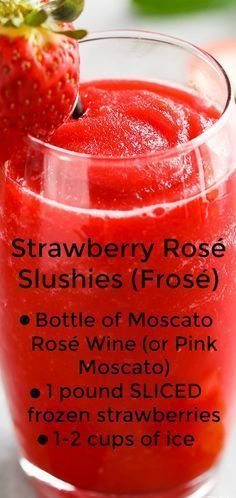 Strawberry Rose, Strawberry Roses, Malibu Rum, Liquor Drinks, Frosé, Boozy Drinks, God Mat, Diet Vegetarian, Punch Recipes