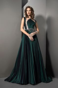 Ziad Nakad, Fantasy Dresses, Sleeveless Gown, ف�ستان سهرة, Fairytale Dress, Fantasy Dress, Gowns With Sleeves, Fantasy Fashion, Pretty Dresses