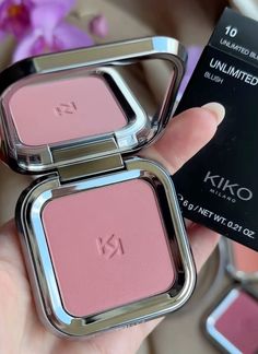 Blushes Aesthetic, Makeup Brushes Amazon, Ethereal Makeup, Types Of Makeup, Make Up Inspo, Makeup Must Haves, Makeup Game, Makeup To Buy, Body Makeup