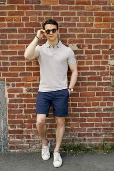 Polo Outfit Ideas, Polo Outfit Men, Polo Shirt Outfit Men, Polo Shirt Outfit, University Outfit Ideas, Polo Shirt Outfits, Black Jeans Outfit Ideas, Outfit Shorts, Polo Outfit