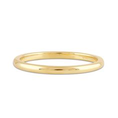 a plain yellow gold wedding band