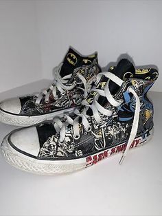 Converse Chuck Taylor All Star Dark Night BatmanHigh Top Sneakers Size 3 Junior | eBay Batman Converse High Tops, Vintage Dc Shoes, Unique Shoes Sneakers, Dark Night Batman, June Core, Marvel Converse, All Star Aesthetic, Spider Man Shoes, Converse Art