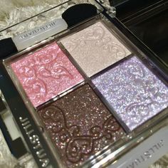 Vintage Eyeshadow, Aesthetic Clips, Makeup Pallets, Smink Inspiration, Make Up Inspo, Fancy Makeup, Jill Stuart, Makeup Obsession, Makeup Items