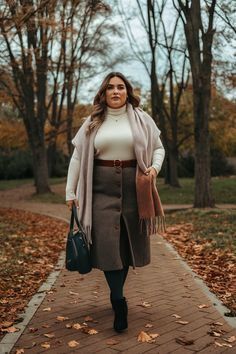 Plus Size Tailored Outfits, Plus Size Preppy Outfits Winter, Dressy Plus Size Outfits Fall, Paris Outfit Ideas Winter Plus Size, Plus Size Preppy Outfits Fall, Midsize Style Winter, Fall Style Plus Size, Paris Winter Outfit Ideas, Fall Outfit With Hat