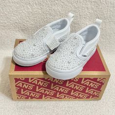 Classic white embellished pearl slip-on Vans! Great for any occasion and very popular for weddings! Makes a perfect and unique gift for the Bride-to-be and her flower girl. A gorgeous personal touch to add to a memorable wedding day.  Every pair is made-to-order and 100% unique from any other; no two pairs are the exact same in terms of placement of the pearls.  Please leave any custom requests in the Personalizations box above. Current Processing Time: 8-10 Days Feel free to message me with any Memorable Wedding, Girl A, Womens Wedding Shoes, White Pearl, Bride Gifts, Classic White, Wedding Shoes, Pearl White, Personal Touch