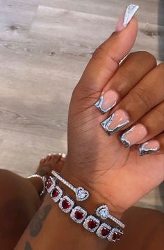 Short Nails Metallic, Nail Design French Tip, Nail Design French, Design French Tip, Nails Metallic, Instagram Photo Dump, Nails Pretty, Drip Nails