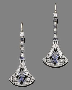 Lotus Shape, Google Art, Bijoux Art Deco, Bijoux Art Nouveau, Diamond Pendent, Sapphire And Diamond Earrings, Art Deco Jewellery, 20th Century Art, Antique Engagement Ring