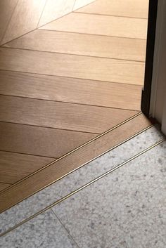 Custom woodfloor and tile transition detail Vstupná Hala, Transition Strips, Wood Floor Design, Wooden Floor, Floor Design, Home Staging