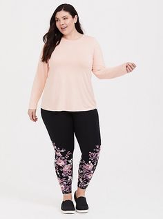 Plus Size Active Wear, Plus Size Outfits Casual, Plus Size Tips, Plus Size Models, Inspiration Fashion, Plus Size Activewear, Plus Size Fashion For Women, Matches Fashion, Fashion Tips For Women