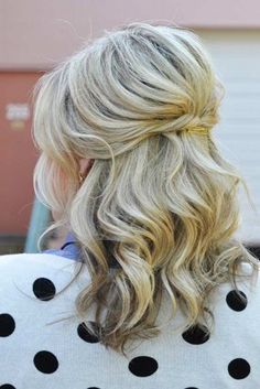 Sweet Hairstyles for Shoulder Length Hair picture 3 Bridesmaid Duty, Curls For Medium Length Hair, Bridal Hair Half Up, Hair 101, Wedding Hairstyles Medium Length, Mother Of The Bride Hair, Shoulder Hair, Bride Hair