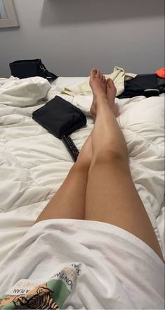 Jennifer Aniston Videos, Deni Denials, Fake Ft Call, Delivery Pictures, Video Call With Boyfriend Screen Photo, Bra Image, Laying In Bed, Army Women, Pretty Legs