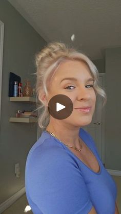 42K views · 1.1K reactions | This bun is so easy to do! You can do it with or without the curls!

#diyhairschool #realhair #finehairtips #thinhairtips #easybun #messybun #easymessybun #messybuntutorial #howtomakeamessybun | Jillian Jane 50k Views, You Can Do, Do It