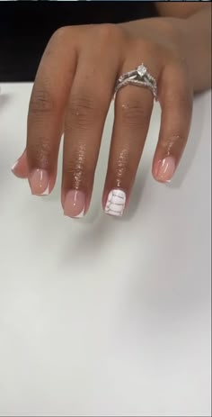 Elegant Nails Classy French Tips Short, Short Feminine Nails, Short Square Overlay Nails, Graduation Nails Short Square, Black And White Short Nails Ideas, Cute Short Acrylic Nails Black Women, Very Short Nails Acrylic, Graduation Short Nails, Black Women Short Nails