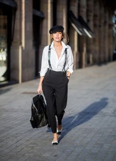 Women Suspender Outfits, Women In Suspenders, Outfits With Suspenders, Suspenders Fashion, Suspenders Outfit, Suspenders For Women, Mode Tips, Famous Fashion, Black Women Fashion