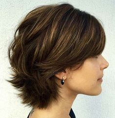 Razored Haircuts, Thick Wavy Hair, Short Hairstyles For Thick Hair, Short Layered Haircuts, Best Short Haircuts, Penteado Cabelo Curto