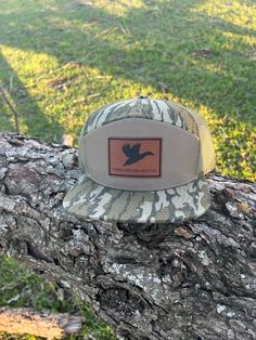 Hand crafted in the State of Florida using only the finest materials and equipment.  We use Lost Hat Co. 7 panel Flat Bill Snap Back hats in some of our most popular colors. Check out our other styles @ Three Rivers Hat Co. Duck Silhouette, Western Aesthetic, Cowboy Outfits, Popular Colors, Country Outfits, Snapback Hats