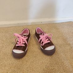 Brand New, Never Worn (No Tags Or Box). Brown With Pink Laces Sneaker. Rubber Soles. Size 10 (Eur 27) Casual Brown Sneakers For Playtime, Cute Non-slip Sneakers For School, School Canvas Shoes Lace-up, Cute Low-top Canvas Shoes For School, Pink Casual Canvas Shoes For School, Casual Pink Sneakers For Playtime, Cute Pink Slip-on Canvas Shoes, Cute Pink Non-slip Sneakers, Cute Pink Sneakers For Playtime