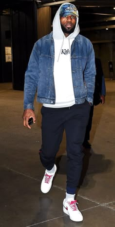 Looks Hip Hop, Nba Outfit, Nba Fashion, Stylish Men Casual, Dope Outfits For Guys, Mens Outfit Inspiration