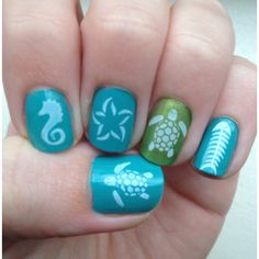 Such cute summer nails!! Great for vacay at beach :-) Fun Cruise Nails, Sea Turtle Nail Art, Turtle Nail Art, Aloha Nails, Designed Nails, Hawaiian Nails