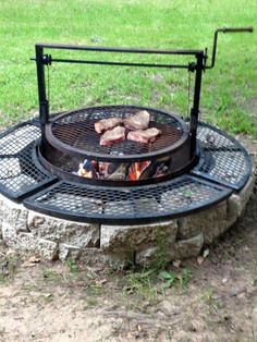 May 92016This Pin was discovered by Artgallery 21Discover (and saveyour own Pins on Pinterest Home Fire Pit, Outdoor Fire Pit Designs, Fire Pit Landscaping, Fire Pit Grill, Fire Pit Designs, Front Porch Ideas, Backyard Fire, Small Backyard Patio, Fire Pit Backyard