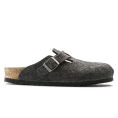 Women Carhartt, Men Birkenstock, Adidas Skateboarding, Birkenstock Women, Complete Skateboards, Birkenstock Boston, Clarks Originals, Boots And Sneakers, Monk Strap