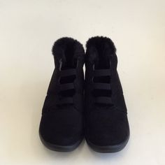 Bzees Black Furry Shoes Never Worn Size 9.5 Bzees Shoes, Bootie Boots, Ankle Boots, Women Shoes, Boots, Women Shopping, Black, Color