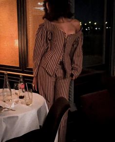 zendaya Estilo Zendaya, Law Roach, Zendaya Outfits, Zendaya Style, Corset Outfit, Naomi Campbell, New Classic, Vivienne Westwood, Classy Outfits