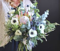 Thistles Bouquet, Pink Hellebore, Ranunculus Pink, Thistle Bouquet, Bridal Bouquet Peach, Bouquet Succulent, Peach Ranunculus, Thistle Wedding, Blue Eucalyptus