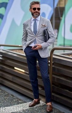 How-To-Wear-A-Dress-Shirt-2 Semi Formal Men Outfit Wedding Guest, Male Wedding Guest Outfit, Mens Street Style Summer, Terno Slim, Blazer Outfits Men, Herren Style, Blazer Outfit, Guest Attire