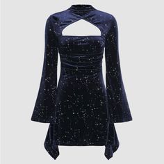 Brand New Bought Wrong Size And Missed Return Date. Vintage Celestial, Galaxy Dress, Black Halloween Dress, Blue Velvet Dress, Velvet Dresses, Dark Blue Dress, Purple Outfits, Grad Dresses, Star Dress